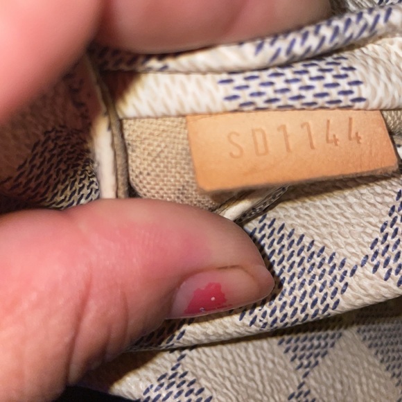 ✨ Louis Vuitton ✨ - Picture 7 of 14